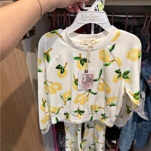 Jessica Simpson Lemon Print White Two-Piece Set